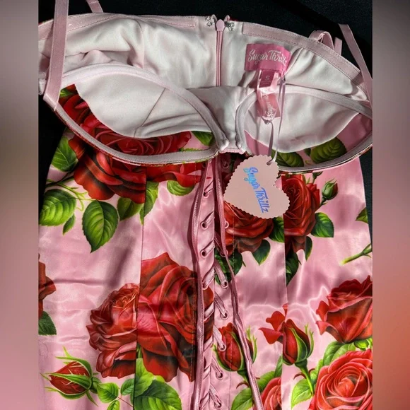 DOLLS KILL SUGAR THRILLZ ROMANTIC GETAWAY MIDI DRESS - Picture 3 of 3